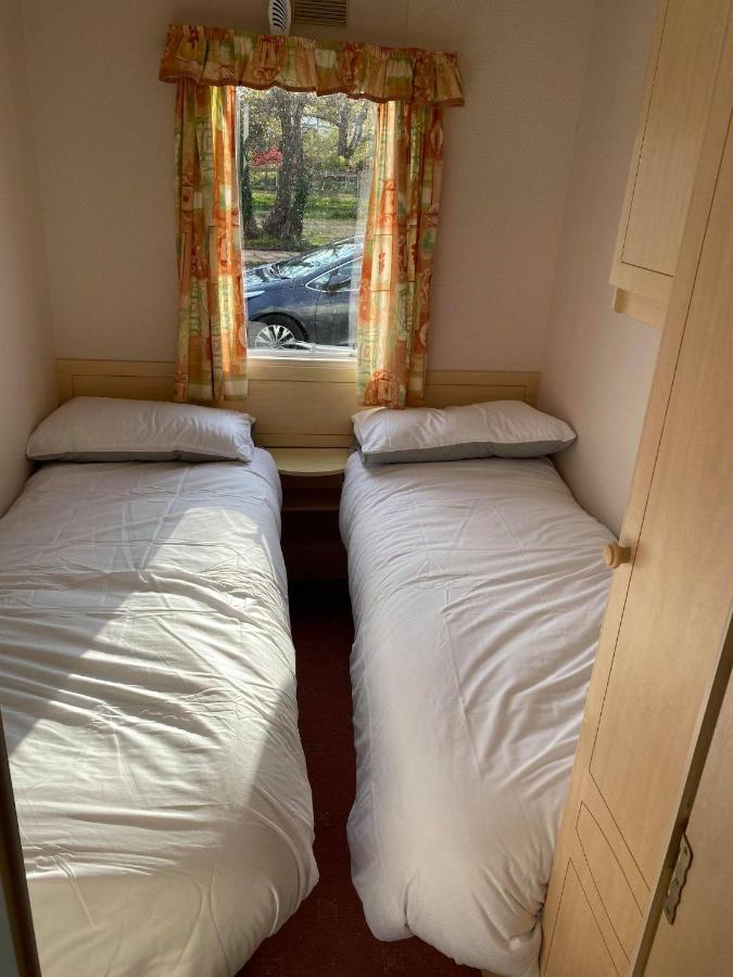G4 Holiday Caravan Par Exterior photo